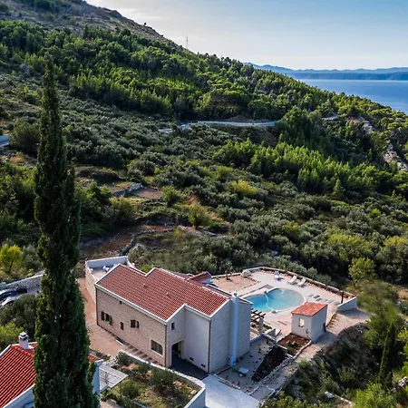 My Adriona Makarska